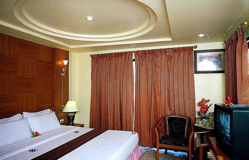 Phi Phi Hotel Экстерьер фото