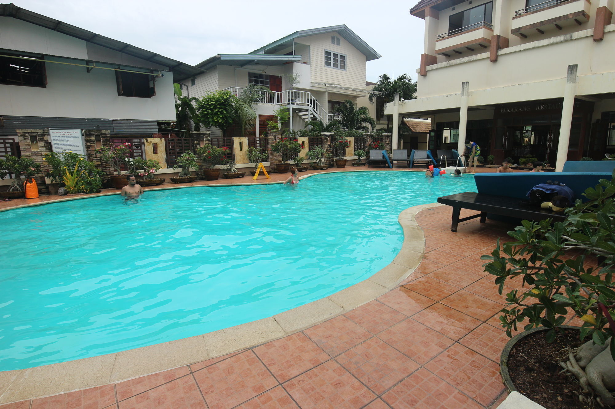 Phi Phi Hotel Экстерьер фото