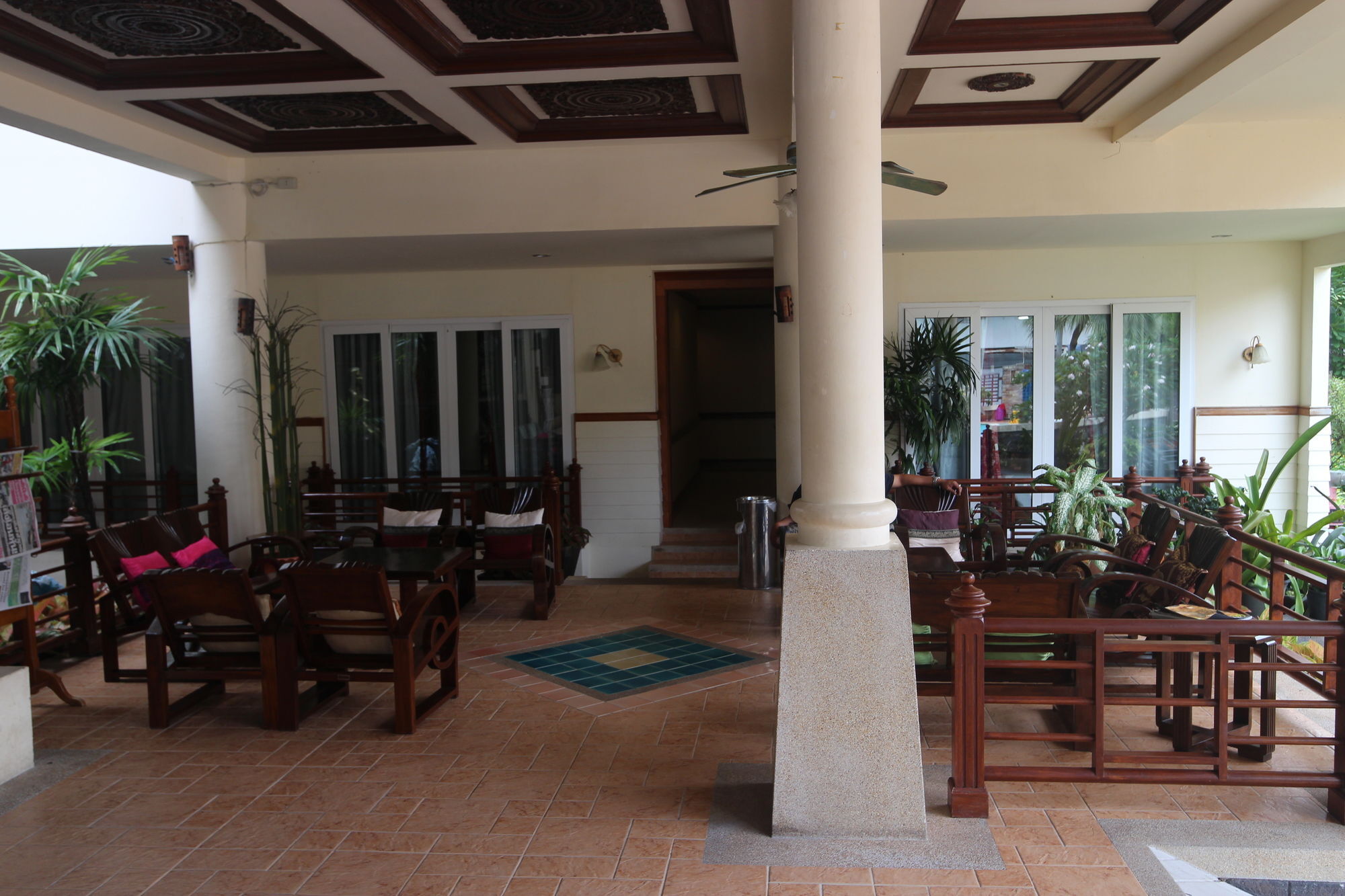 Phi Phi Hotel Экстерьер фото